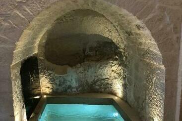 ベッドアンドブレックファースト L Arpa Bianca