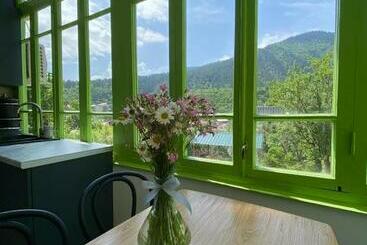 پانسیون Polifonia Inn Borjomi