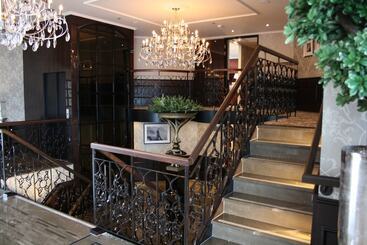 Crossgates Hotelship Altstadt   Köln