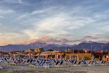 شقق خاصة سياحية Casa La Wanda In Camaiore Toscana Terrazza