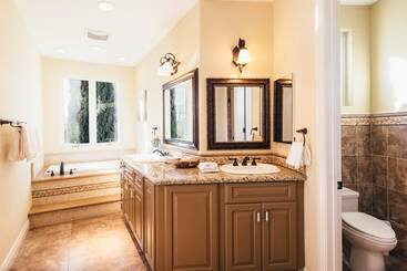 ツーリストアパートメント Via Del Sur By Avantstay Private Spanish Villa W Views Walk To Wineries