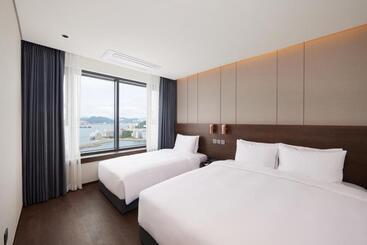 Hotel Citadines Connect Hari Busan