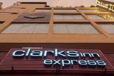 فندق Clarks Inn Express Ludhiana