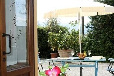 Жильё для туристов Il Bellini Apartment Cantina