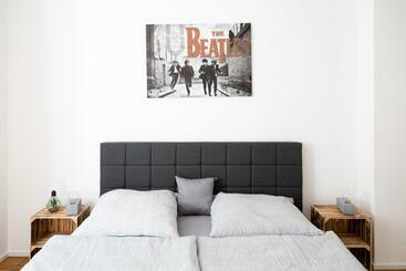 游客公寓 Ko Living Beatles Und Banksy Suites & Studios Am Eselsbrunnen Altstadt Küche