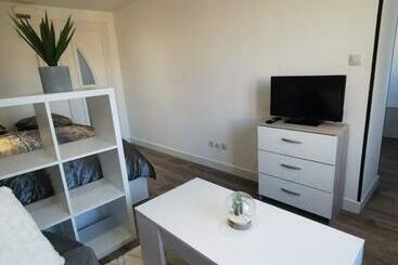 Жильё для туристов Le Cozy   Hyper Centre   Calme   Moyenne Durée