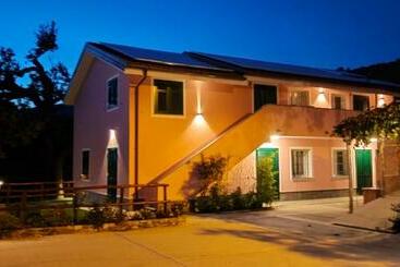 מלון דירות Agriturismo Ca  Du Nibile Di Bove Gabriele