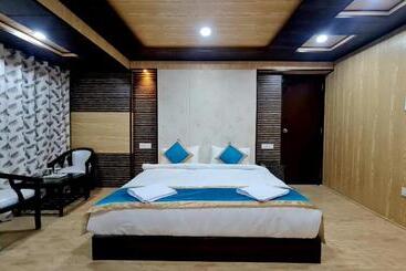 호텔 The Indian Kargil