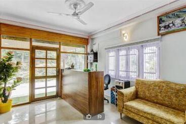 ホテル Treebo Trend Shubham Nature Villa With Mountain View