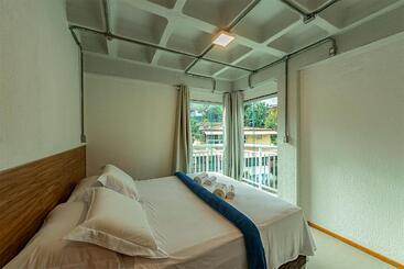 מלון דירות Antiquus Apart