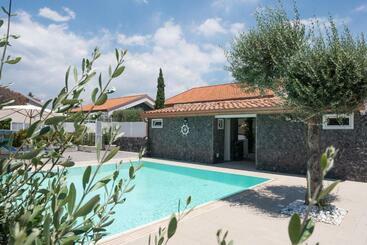 פנסיון Lux Suite Sicily