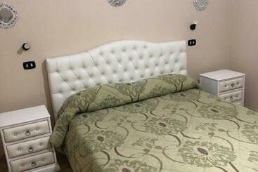 Жильё для туристов Home Vesuvius