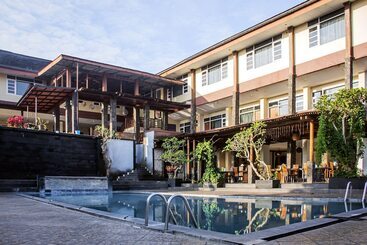 호텔 The Grand Hope Resort And Residence