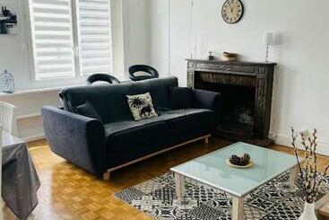 ツーリストアパートメント Le Debussy Hyper Centre Parking Privé