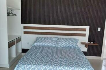 شقة فندقية Loft Bombinhas Van Gogh