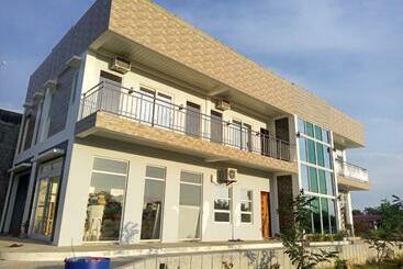 بنسيون Villa Casa Camba, Barangay Bued