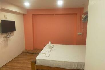 فندق Pop 89203 Kala Residency