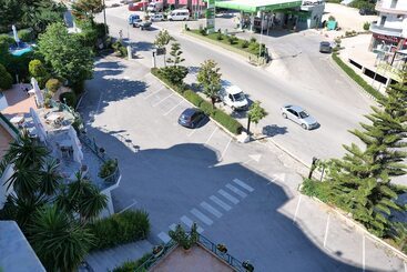 فندق Privé City