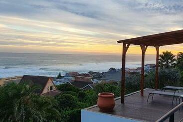 פנסיון Beachview Guest Suites Port Elizabeth