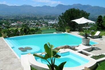 مبيت وإفطار Perle Du Cap