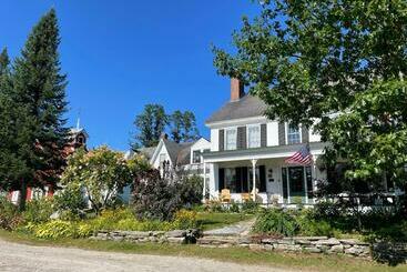 مبيت وإفطار Stone Hearth Inn And Eatery