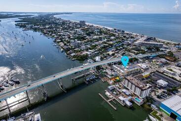 شقة فندقية Harbour House At The Inn 316