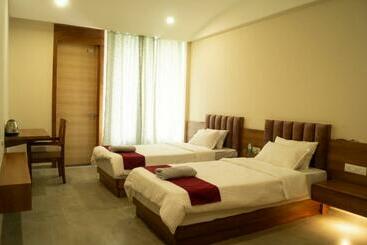 Отель Chang S Garden & Resort