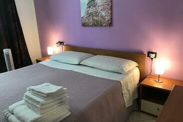 ツーリストアパートメント Alle Porte Del Lago E Di Verona In Rosa