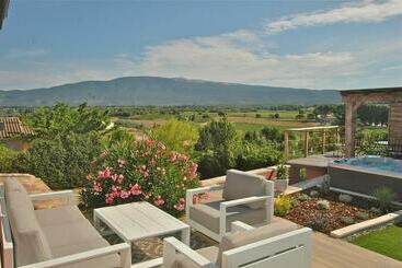 ベッドアンドブレックファースト Clos De Beauregard