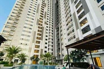 تختخواب و صبحانه Jojies Crib Horizons101 Studio