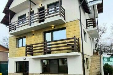 游客公寓 Casa Polen Comarnic