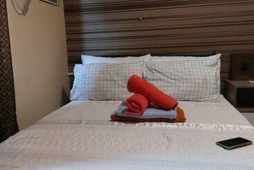 هتل آپارتمان Jojie S Crib Horizons101 Studio Ii