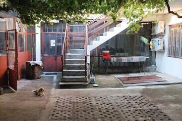 膳宿费 къща за гости бяла къща