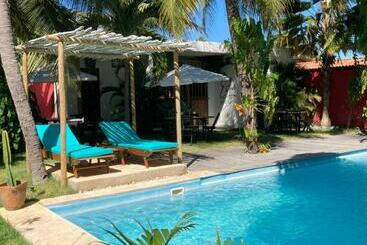 Пансион Chalés La Maison Blanche