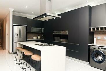 بنسيون Sou House