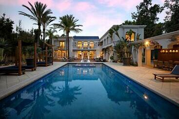 관광객 아파트 Sophisticated Grand Mansion