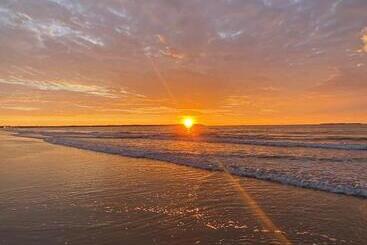 בית מלון כפרי Alouette Beach Resort