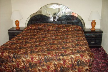 酒店 Desert Rose Inn