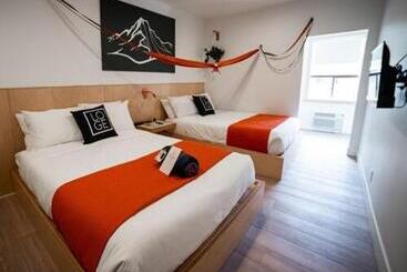 Отель Loge Leavenworth Downtown