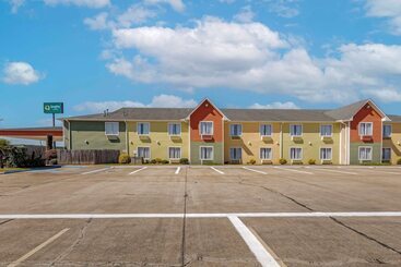 فندق Quality Inn