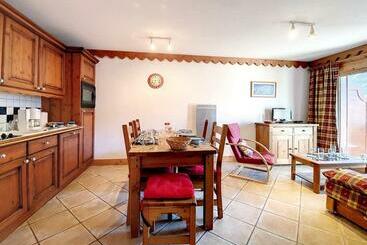 ツーリストアパートメント Spacieux Appartement 3p, Balcon, Proche Pistes, 6 Pers, Parking En Option   Fr 1 344 837