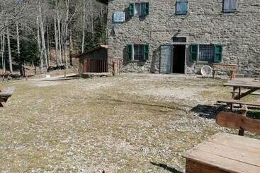 צימר Casa Al Taverni