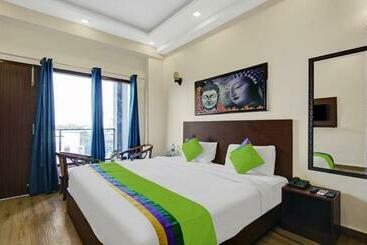 فندق Treebo Noida Grand