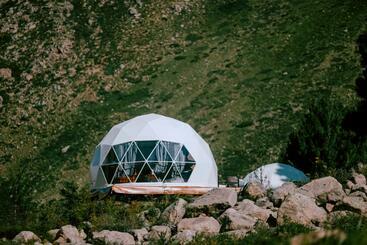 Panaash Eco World, A Luxury Glamping Dome Resort In Chitkul