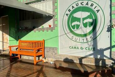 펜션 Pousada Araucária Suítes