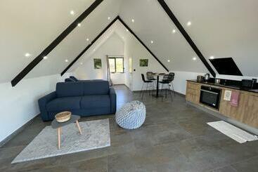 Жильё для туристов Chalet Du Piton Bleu