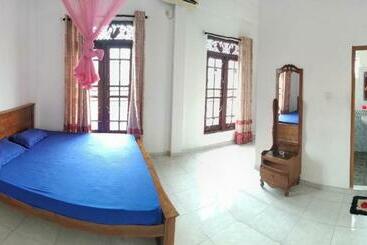 דירות לתיירים Lanka Hotel&restoran