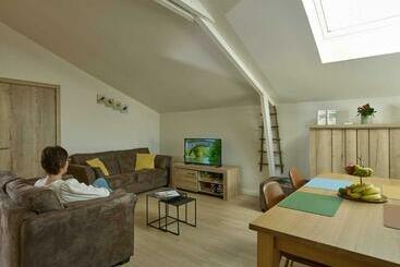 ツーリストアパートメント Lit Loo