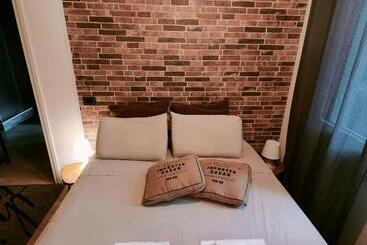 بنسيون Mc Flys Malpensa Airport