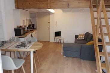 游客公寓 Studio Mezzanine Hyper Centre, Au Pied Du Castillet